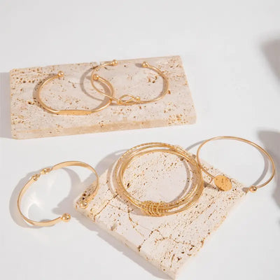 Geknotetes Eleganz-Armband-Set | Gold