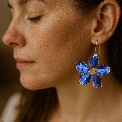 Bliss - Vintage Blaue Blumenohrringe