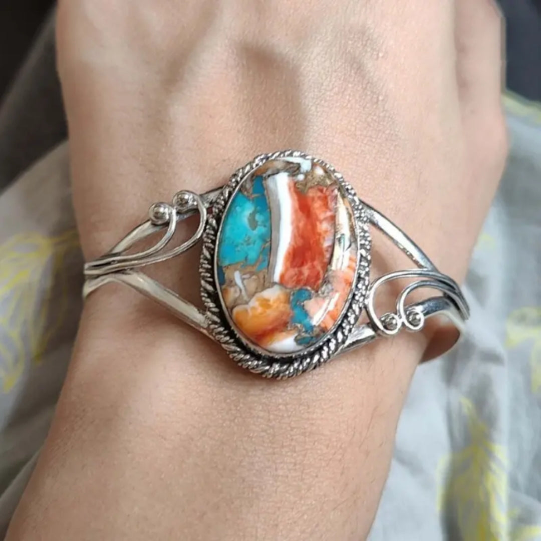Lebhaftes Edelstein-Einlage-Armband