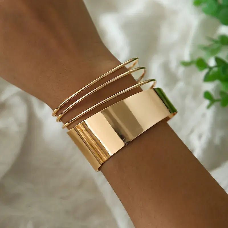 Klassisches Gold Vintage Armband